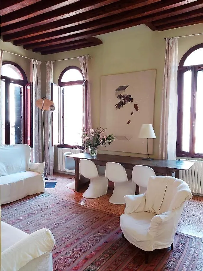 Gorgeous Venetian Apartment With Canal View 0*, Venice Italy